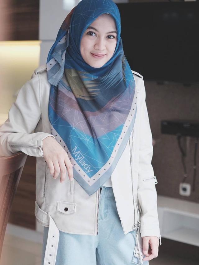 Detail Foto Alyssa Soebandono Berhijab Nomer 2