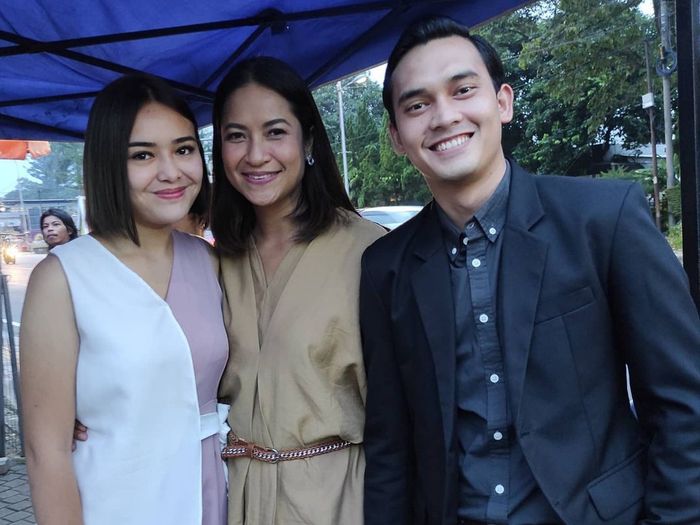 Detail Foto Amanda Manopo Dan Keluarga Nomer 20