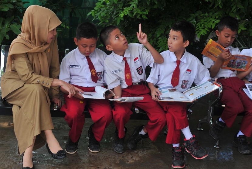 Detail Foto Anak Anak Sekolah Nomer 19