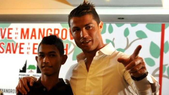 Detail Foto Anak Angkat Ronaldo Nomer 11