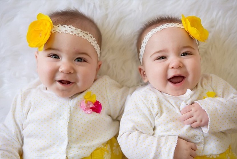 Detail Foto Anak Bayi Kembar Nomer 32