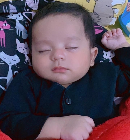 Detail Foto Anak Bayi Yang Lucu Nomer 31