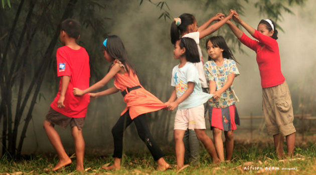 Detail Foto Anak Bermain Jaman Dulu Nomer 26