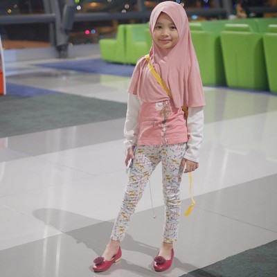 Detail Foto Anak Cantik Berhijab Nomer 9