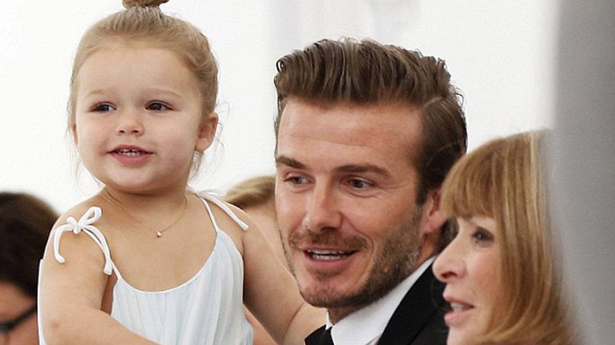 Detail Foto Anak David Beckham Nomer 17