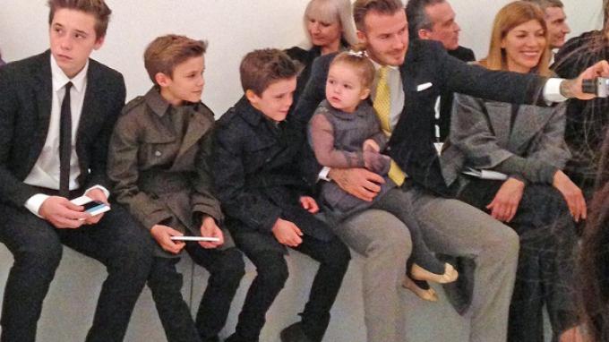 Detail Foto Anak David Beckham Nomer 29