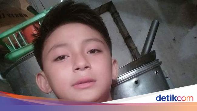 Detail Foto Anak Laki Laki Ganteng Dan Keren Umur 13 Tahun Nomer 21