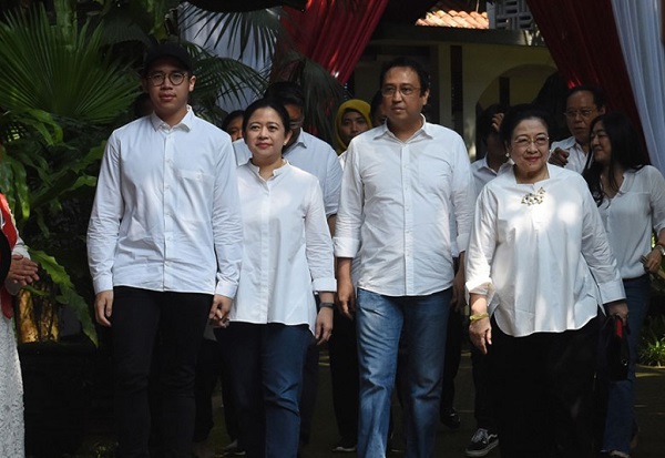 Detail Foto Anak Megawati Nomer 29