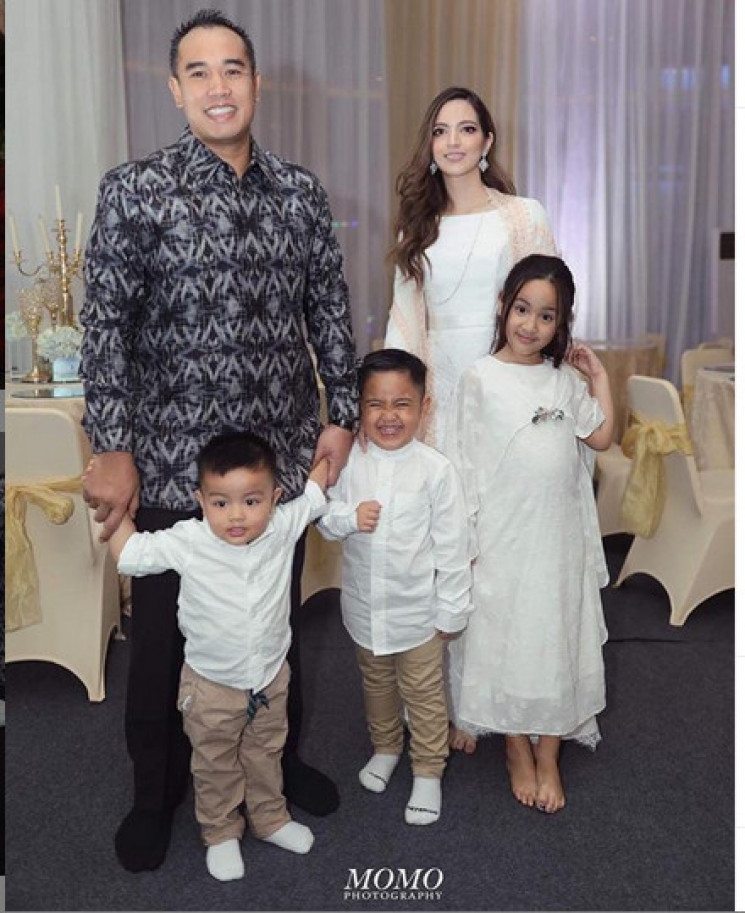 Detail Foto Anak Nia Ramadhani Dan Ardi Bakrie Nomer 4