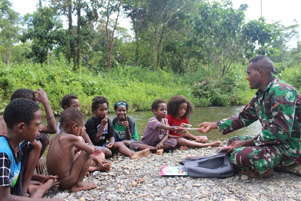 Detail Foto Anak Papua Nomer 24