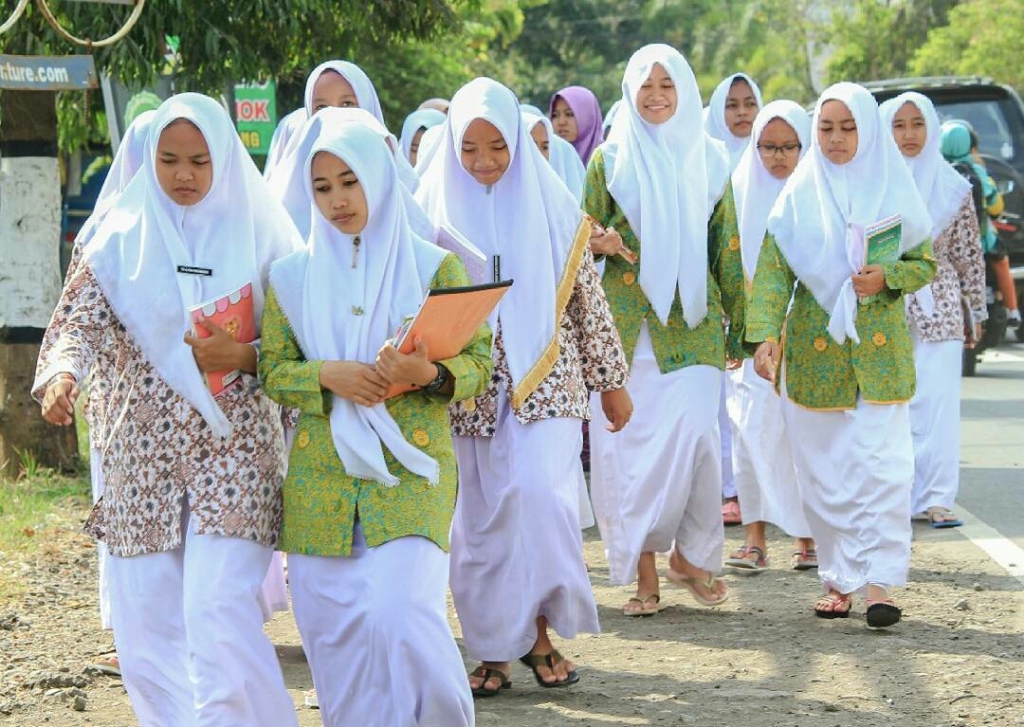 Detail Foto Anak Pesantren Nomer 2