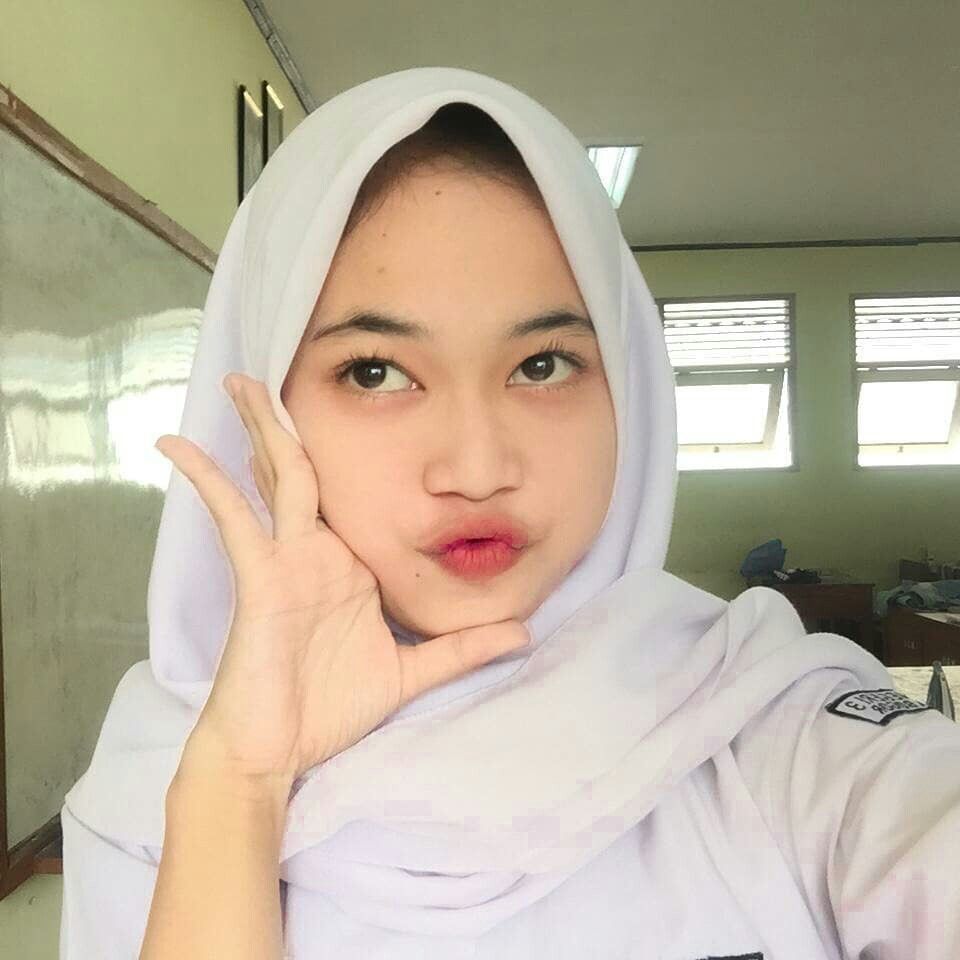 Detail Foto Anak Sekolah Cantik Nomer 13