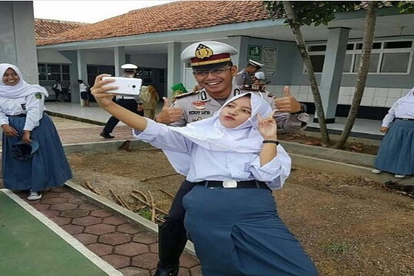 Detail Foto Anak Sekolah Kekinian Nomer 38