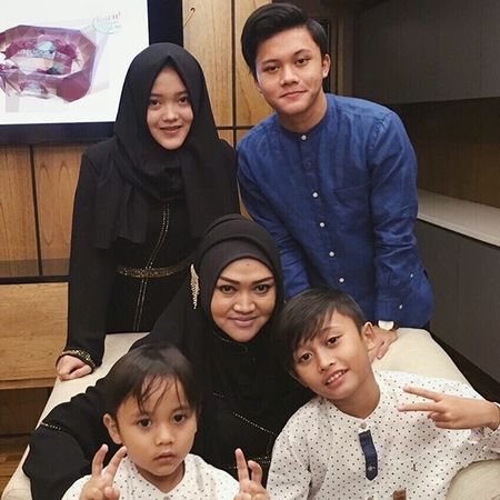 Detail Foto Anak Sule Rizky Febrian Nomer 20