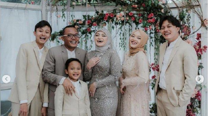 Detail Foto Anak Sule Rizky Febrian Nomer 41