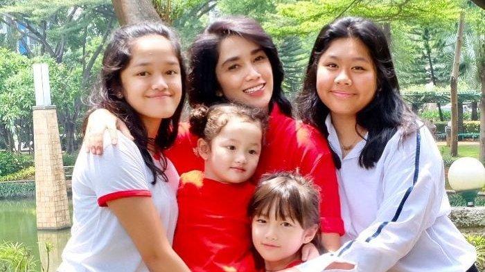 Detail Foto Anak Ussy Dan Andhika Pratama Nomer 19