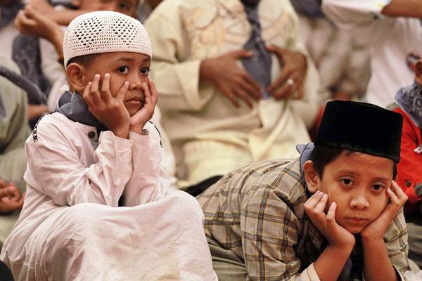 Detail Foto Anak Yatim Nomer 18