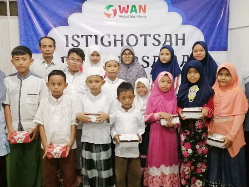 Detail Foto Anak Yatim Nomer 38