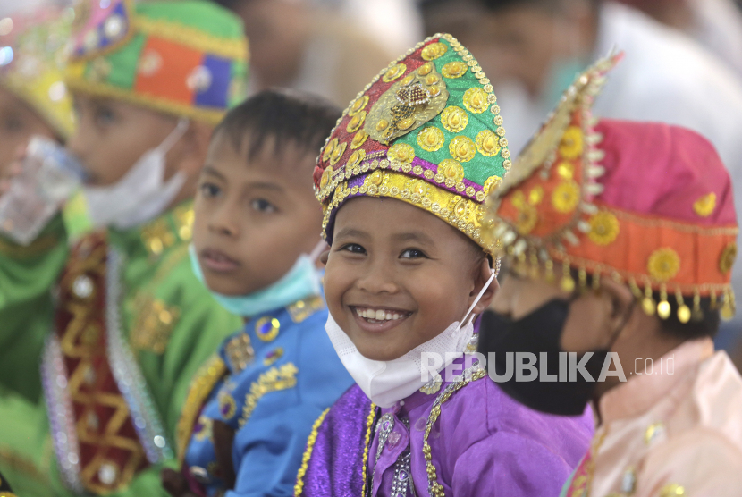 Detail Foto Anak Yatim Nomer 43