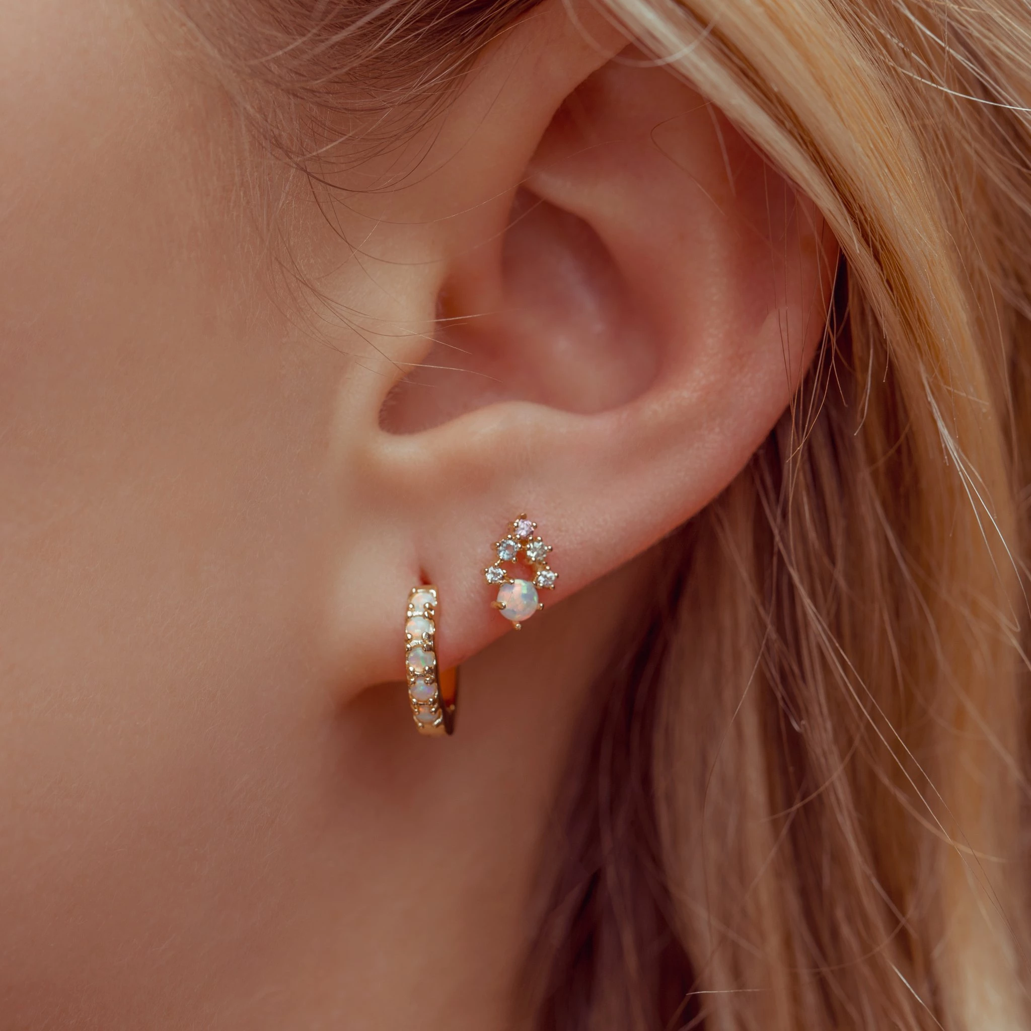 Detail Foto Anting Emas Nomer 11