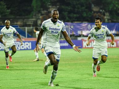 Detail Foto Arema Terbaru Nomer 13