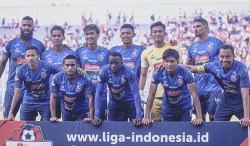 Detail Foto Arema Terbaru Nomer 25