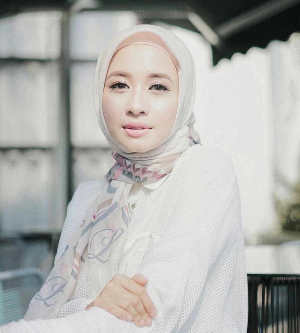 Detail Foto Artis Berhijab Nomer 27