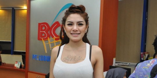 Detail Foto Artis Indonesia Yg Hot Nomer 29