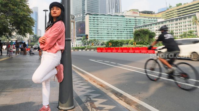 Detail Foto Artis Jakarta Nomer 8