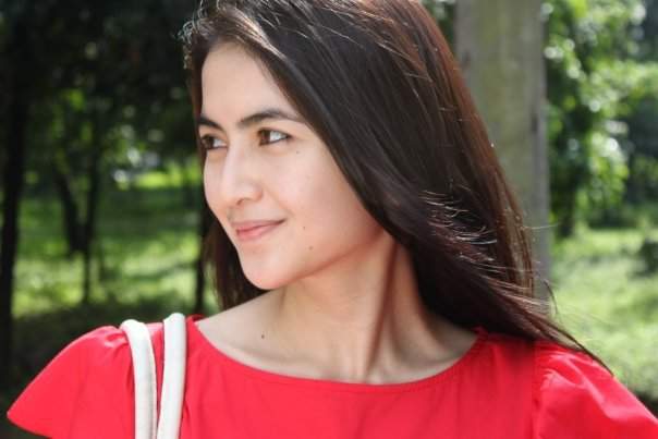 Detail Foto Artis Kadek Devi Nomer 38