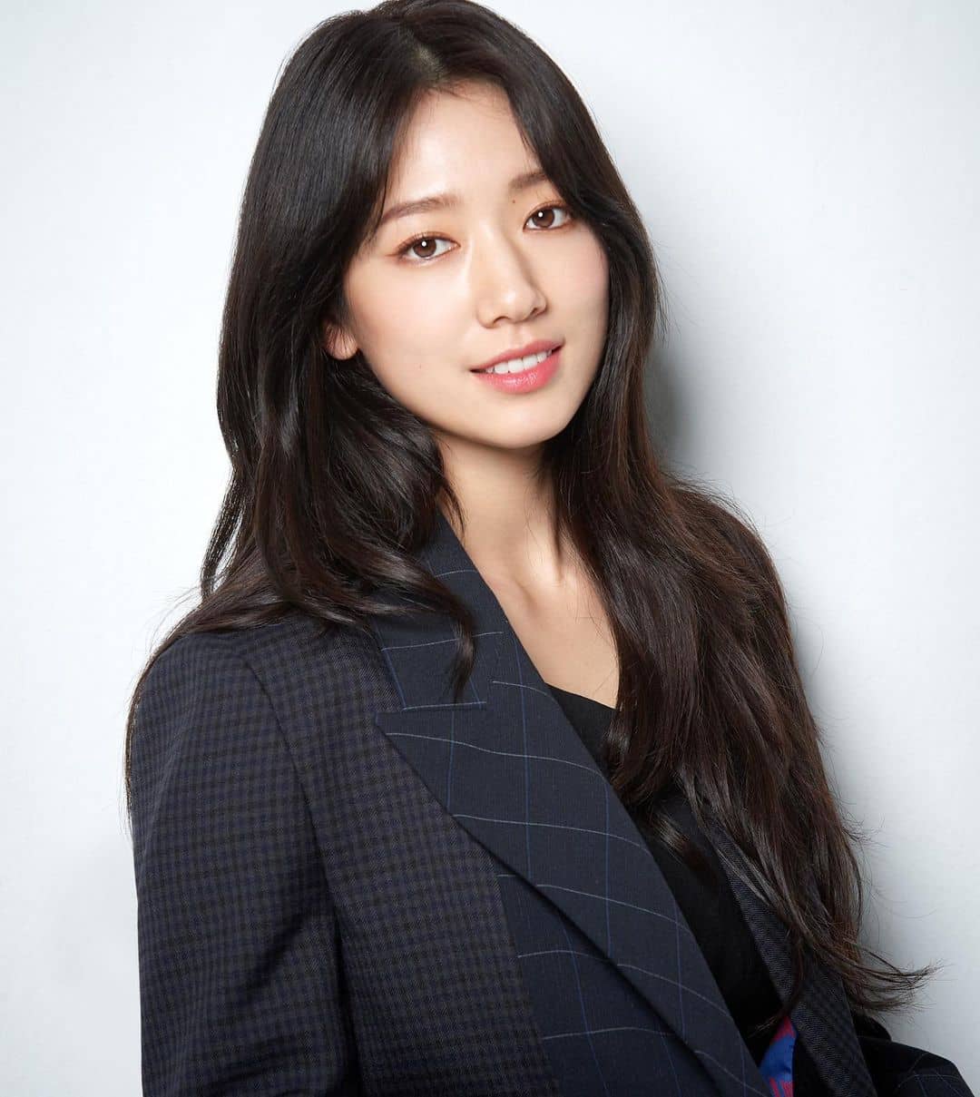 Detail Foto Artis Korea Park Shin Hye Nomer 30