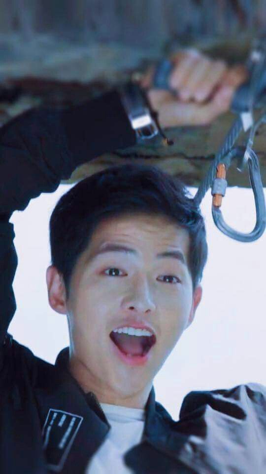 Detail Foto Artis Korea Song Joong Ki Nomer 16