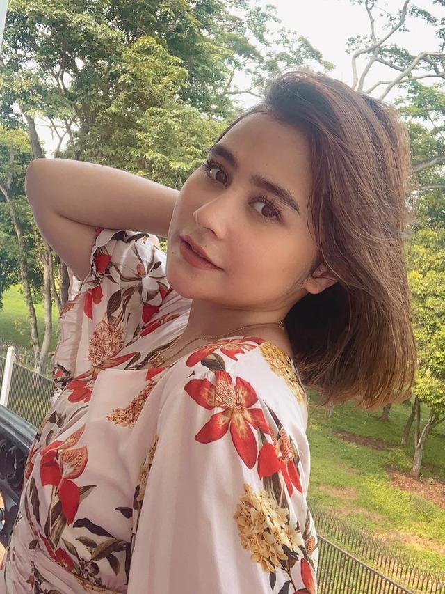 Detail Foto Artis Prilly Nomer 11