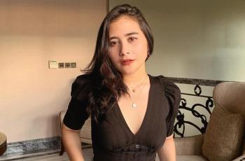 Detail Foto Artis Prilly Nomer 34