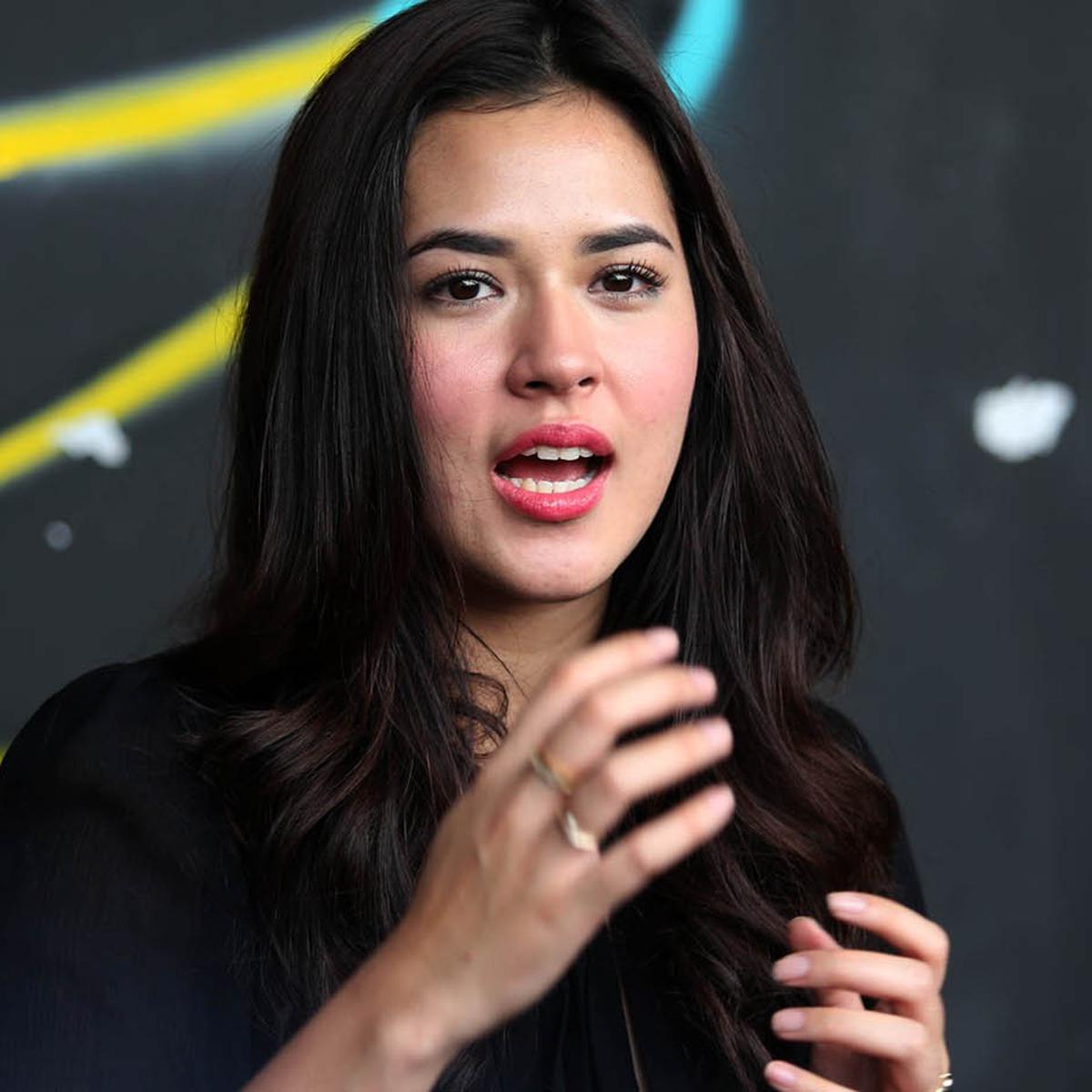 Detail Foto Artis Raisa Nomer 9