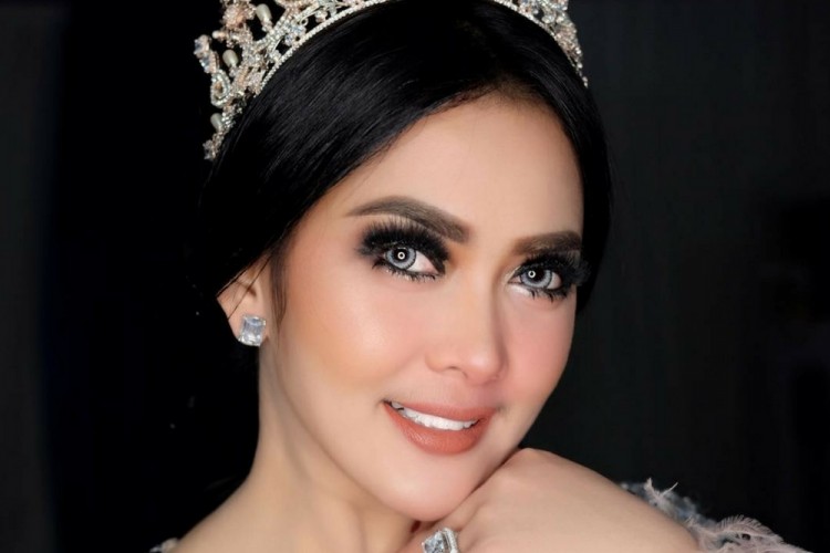 Detail Foto Artis Sahrini Nomer 13