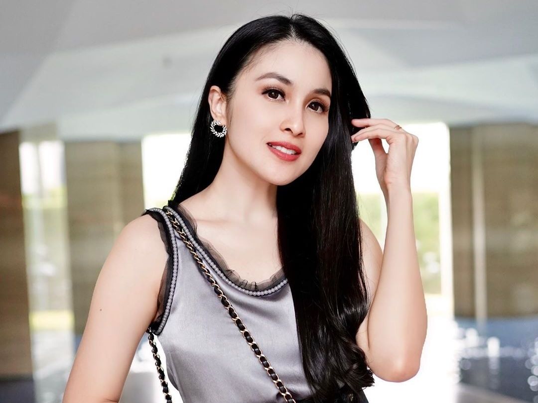 Detail Foto Artis Sandra Dewi Nomer 7