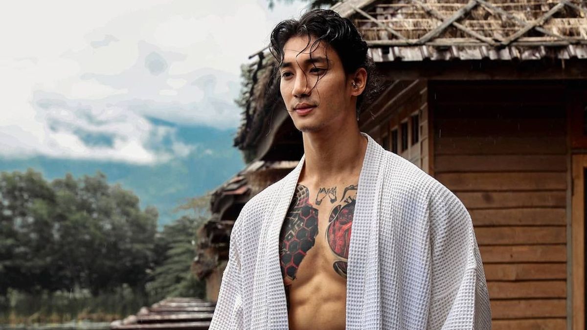 Detail Foto Artis Terganteng Di Dunia Nomer 25