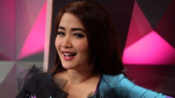 Detail Foto Artis Vega Nomer 39