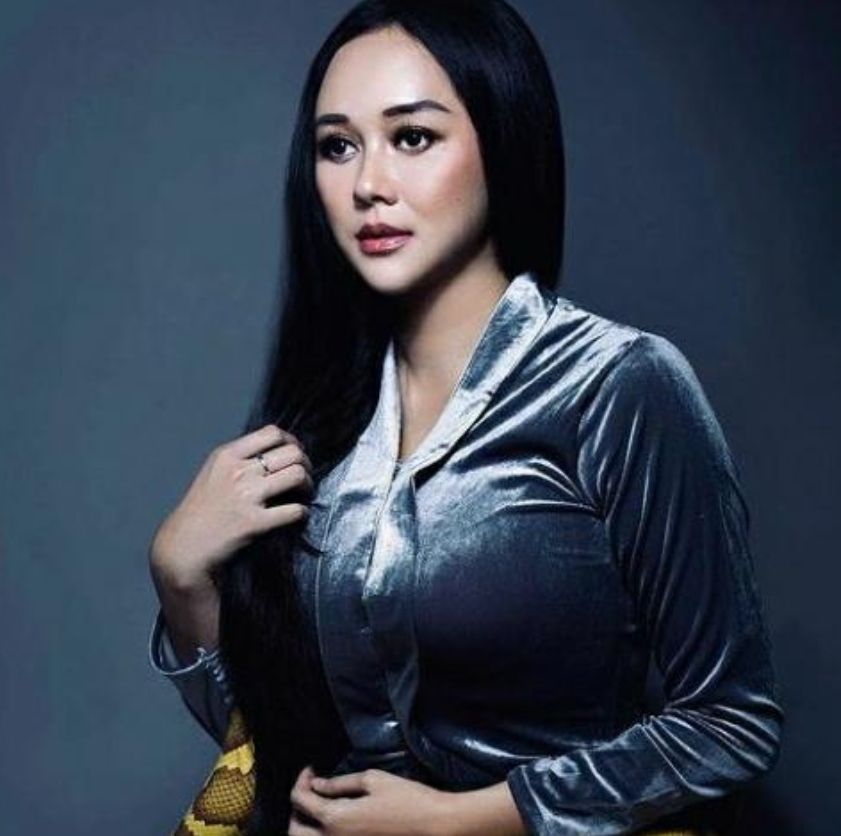 Detail Foto Aura Kasih Cantik Nomer 23