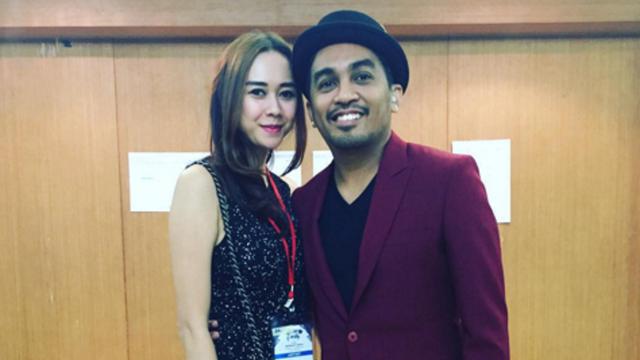 Detail Foto Aura Kasih Dan Glenn Fredly Nomer 4