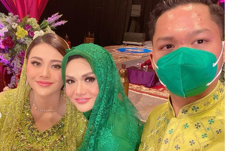 Detail Foto Aurel Dan Krisdayanti Nomer 44