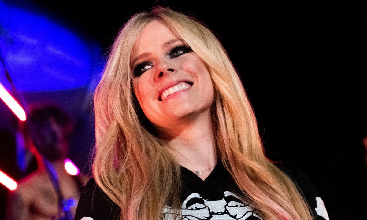 Detail Foto Avril Lavigne Nomer 14