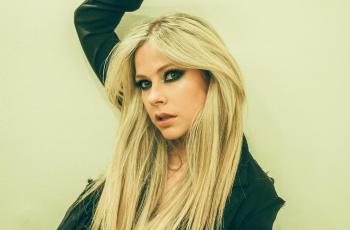 Detail Foto Avril Lavigne Terbaru Nomer 43