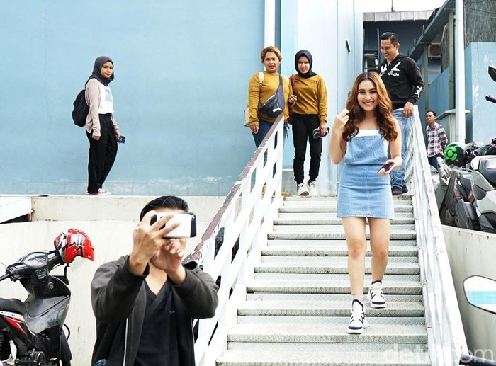 Detail Foto Ayu Ting Ting Di Instagram Nomer 33