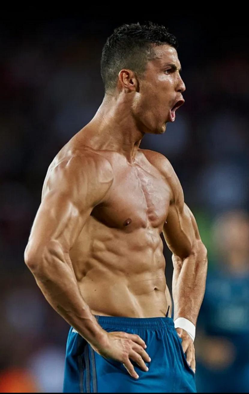 Detail Foto Badan Cristiano Ronaldo Nomer 10