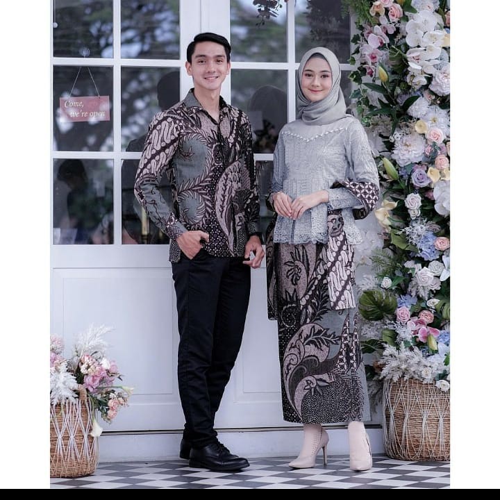 Detail Foto Baju Couple Batik Nomer 33
