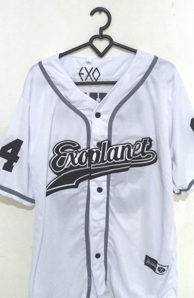 Detail Foto Baju Exo Nomer 44