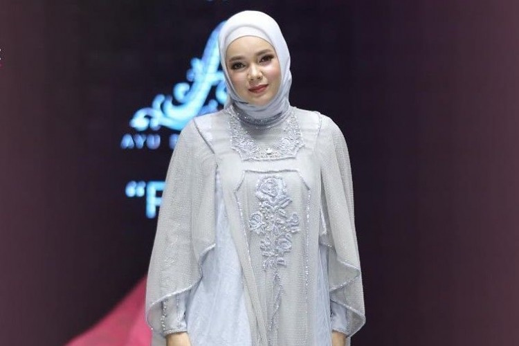 Detail Foto Baju Hijab Nomer 50
