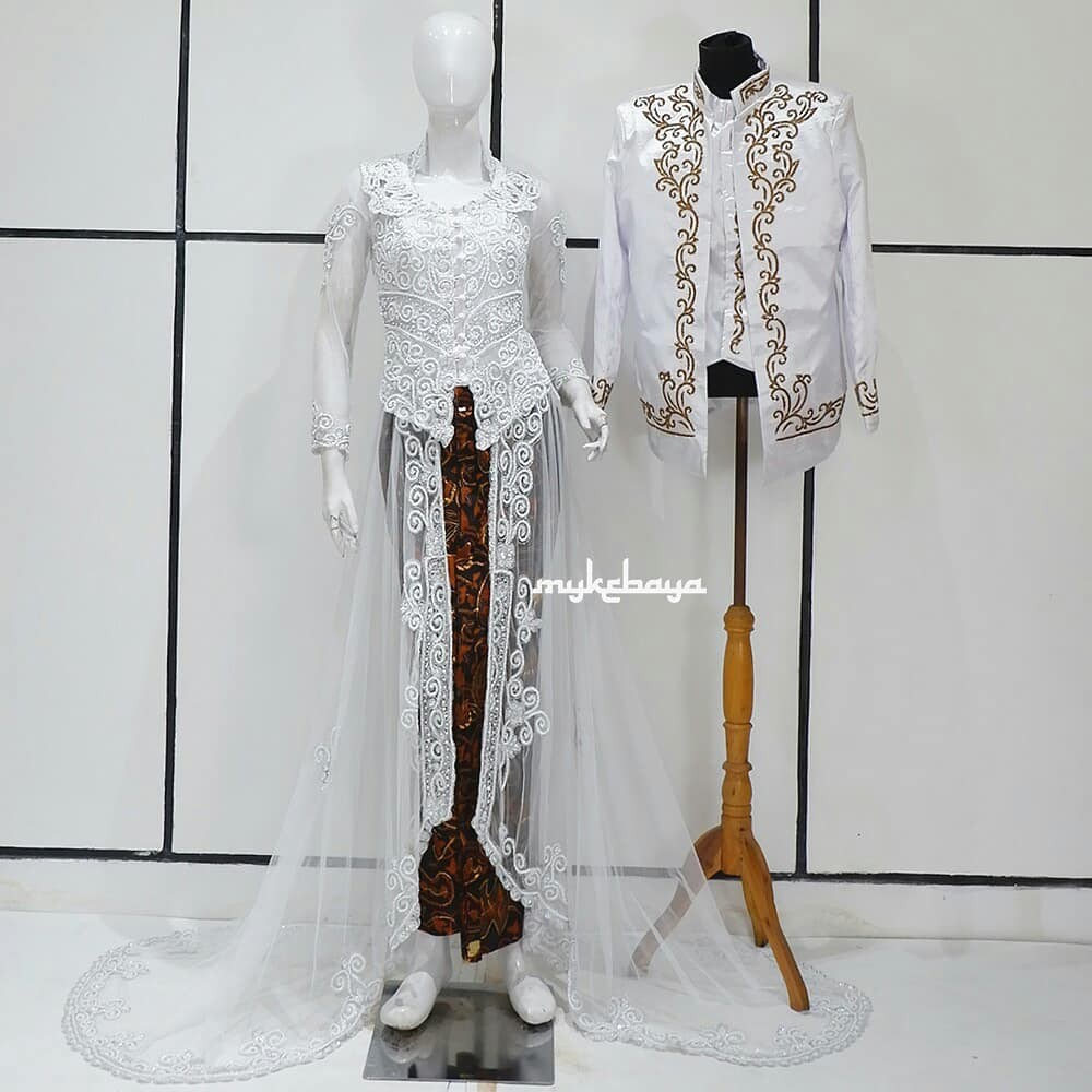 Detail Foto Baju Kebaya Pengantin Nomer 3